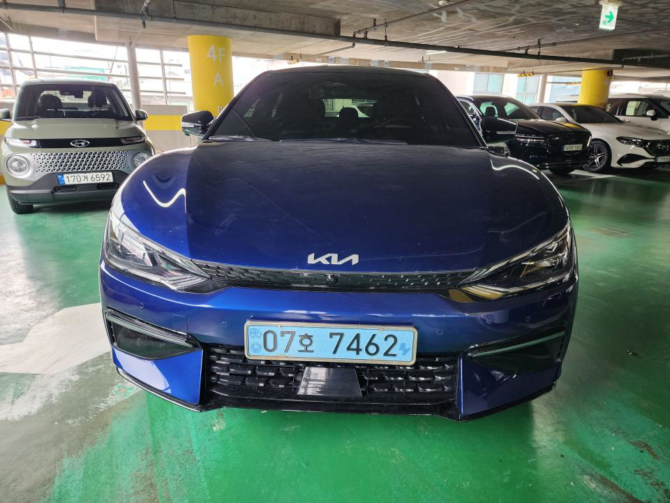 EV6